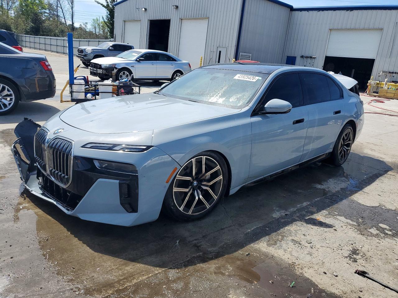 2023 BMW 740 I