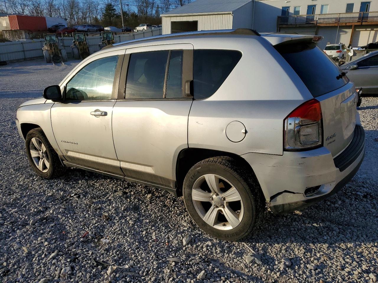 JEEP COMPASS 2012 — 3