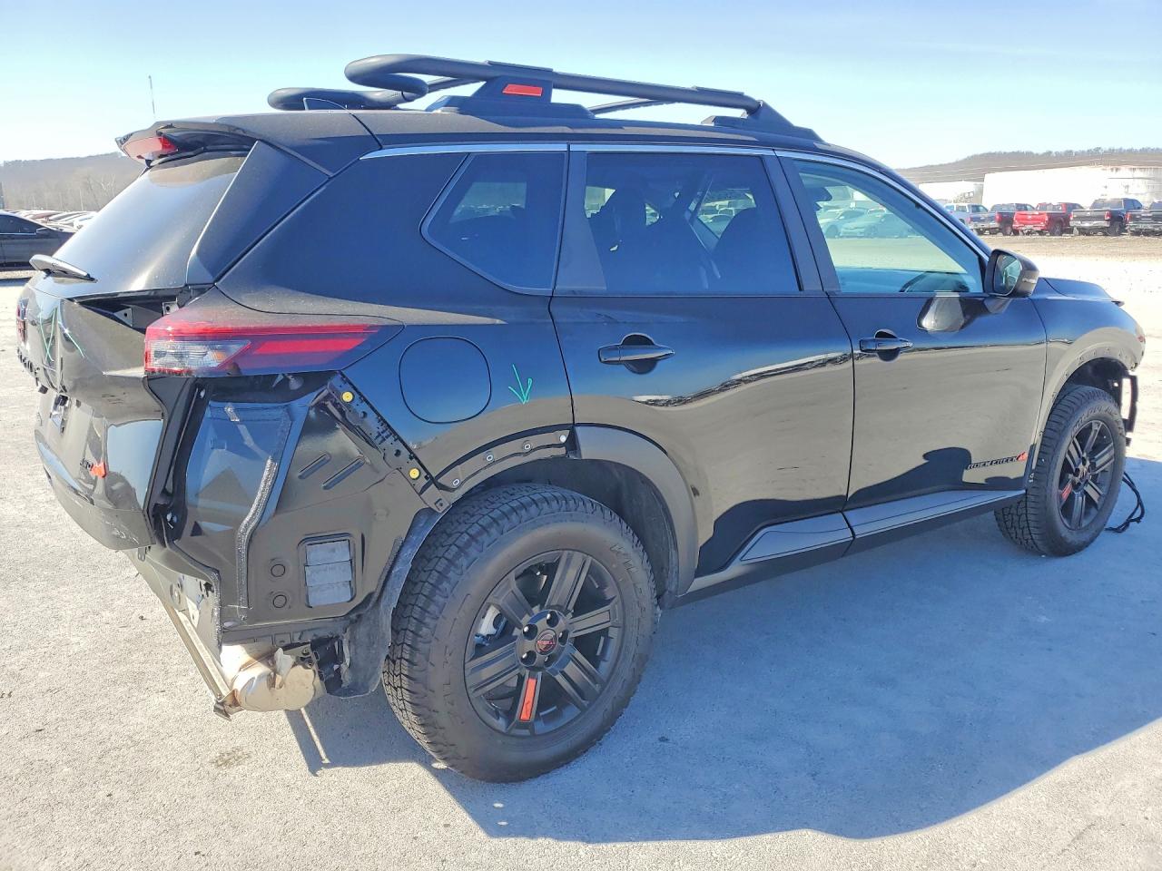 NISSAN ROGUE 2026 — 4