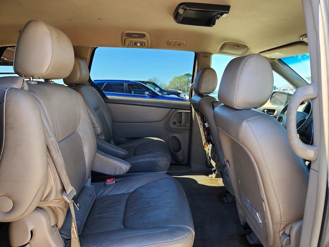 TOYOTA SIENNA 2006 — 12