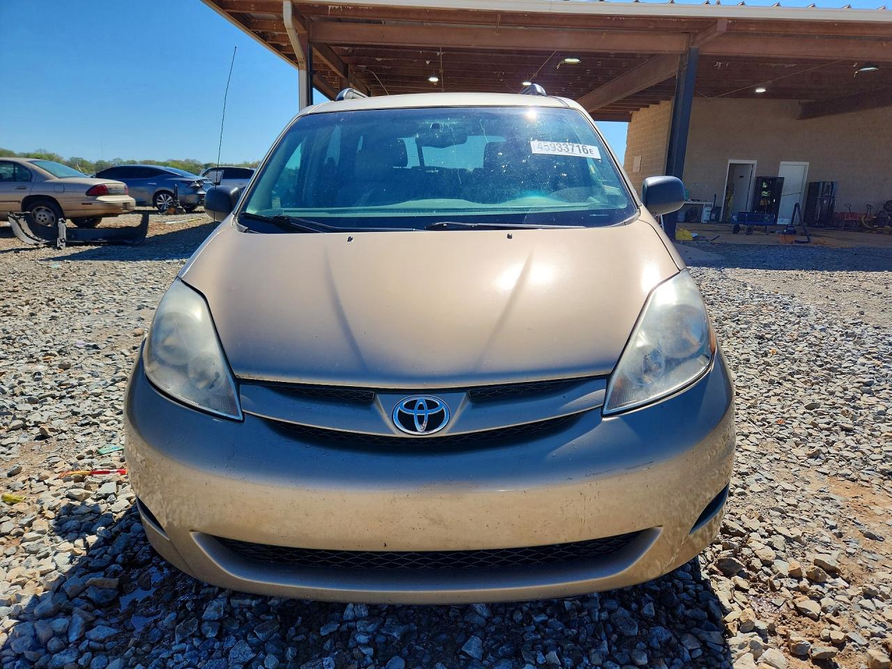 TOYOTA SIENNA 2006 — 6
