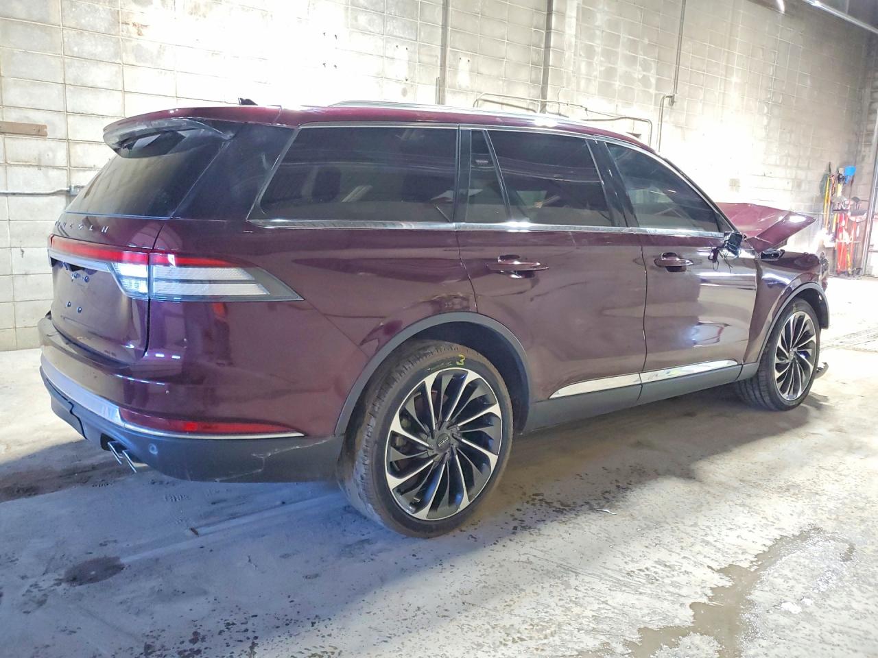 LINCOLN AVIATOR 2022 — 4
