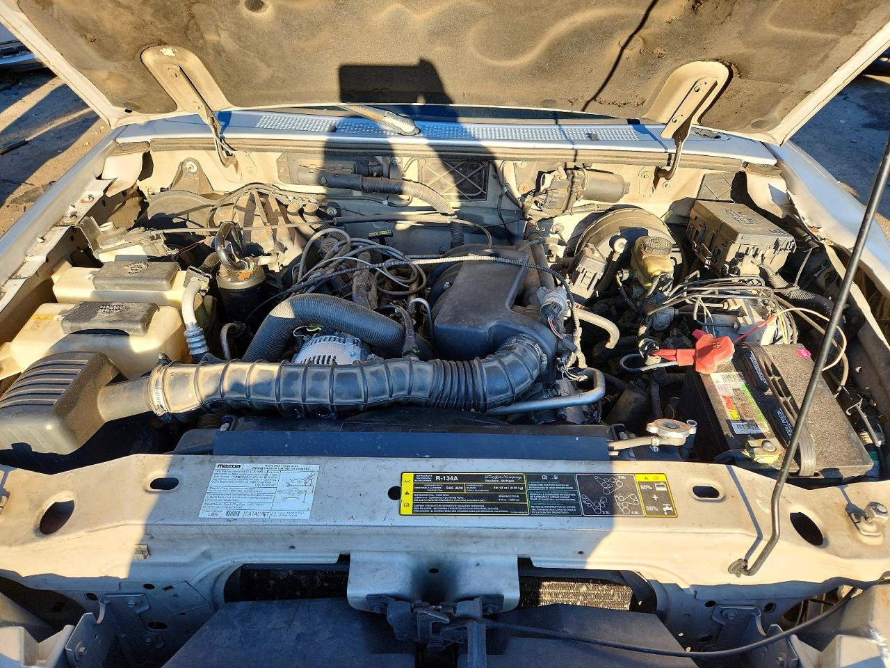 MAZDA B3000 2004 — 12