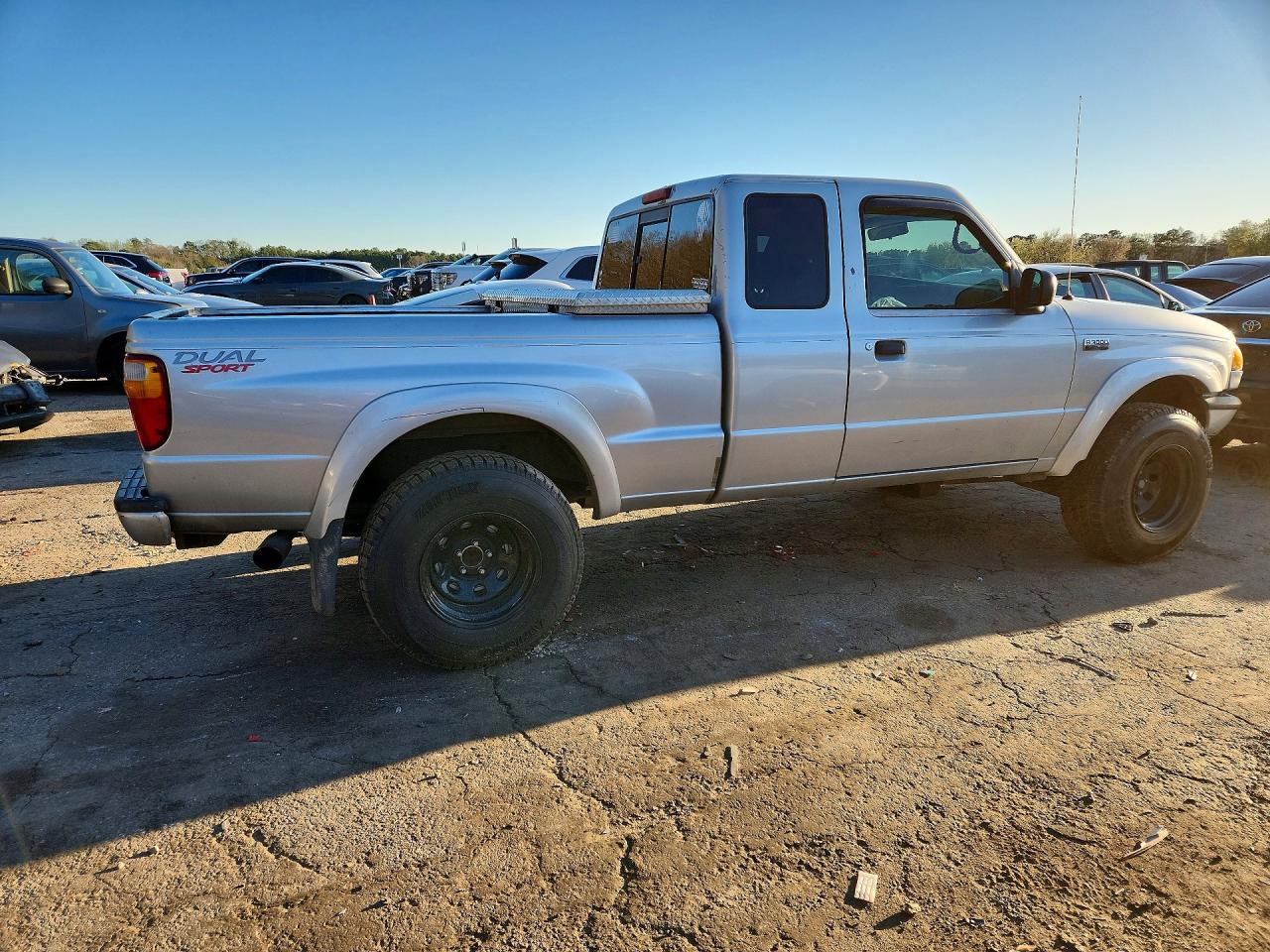 MAZDA B3000 2004 — 4