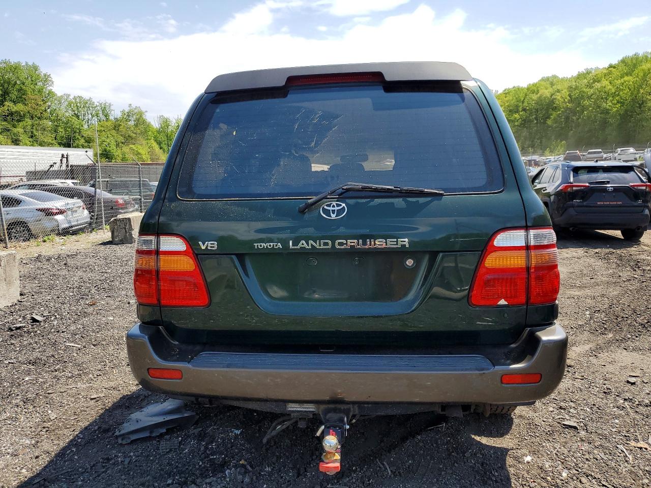 TOYOTA LAND CRUISER 2002 — 7