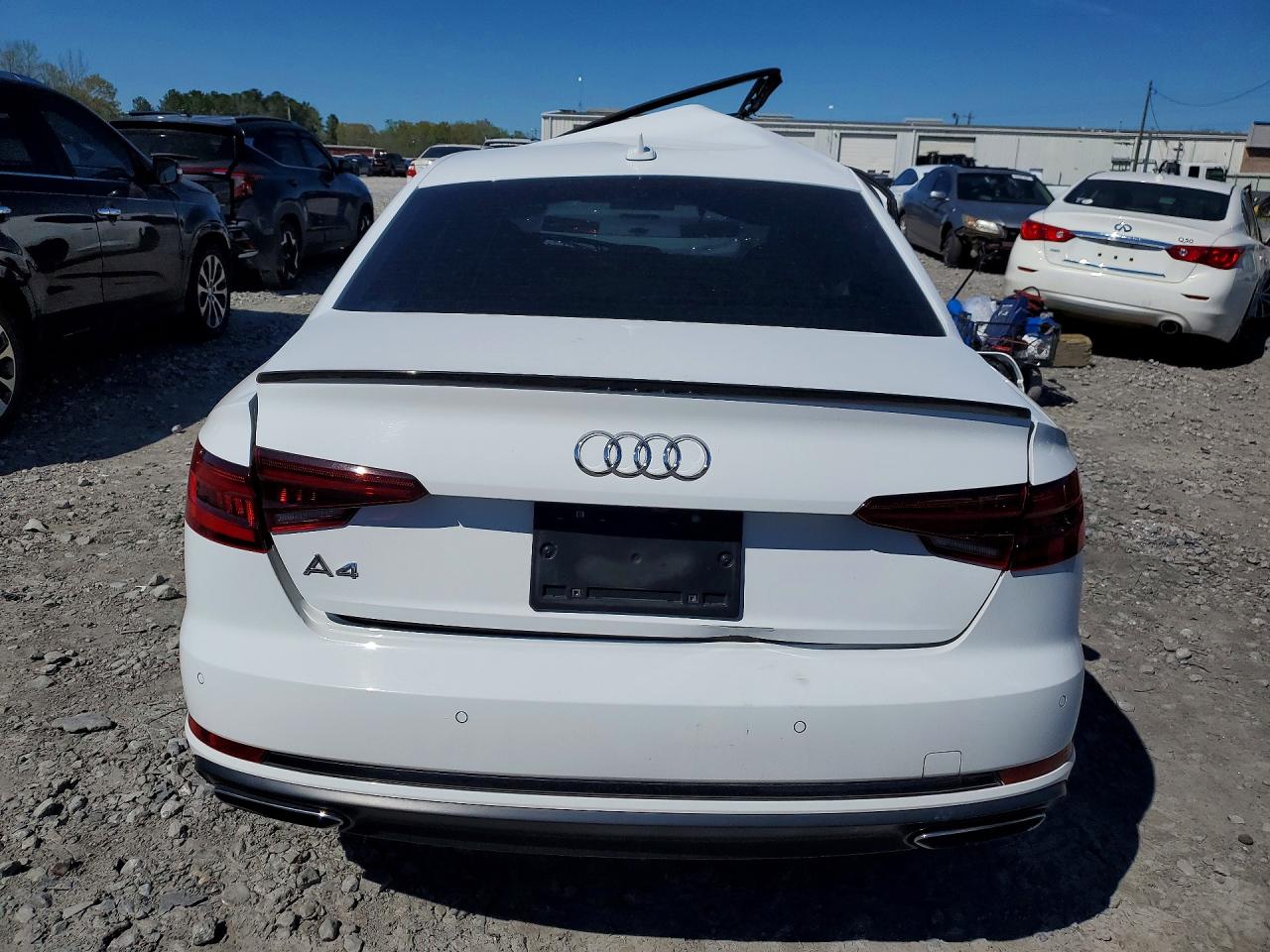 AUDI A4 2019 — 7