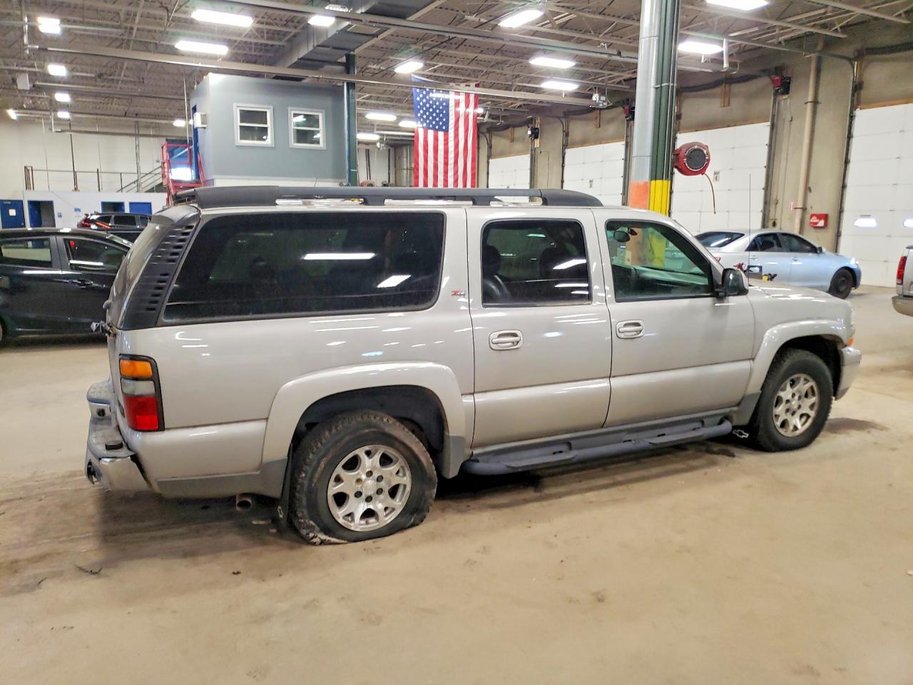 CHEVROLET SUBURBAN 2006 — 4