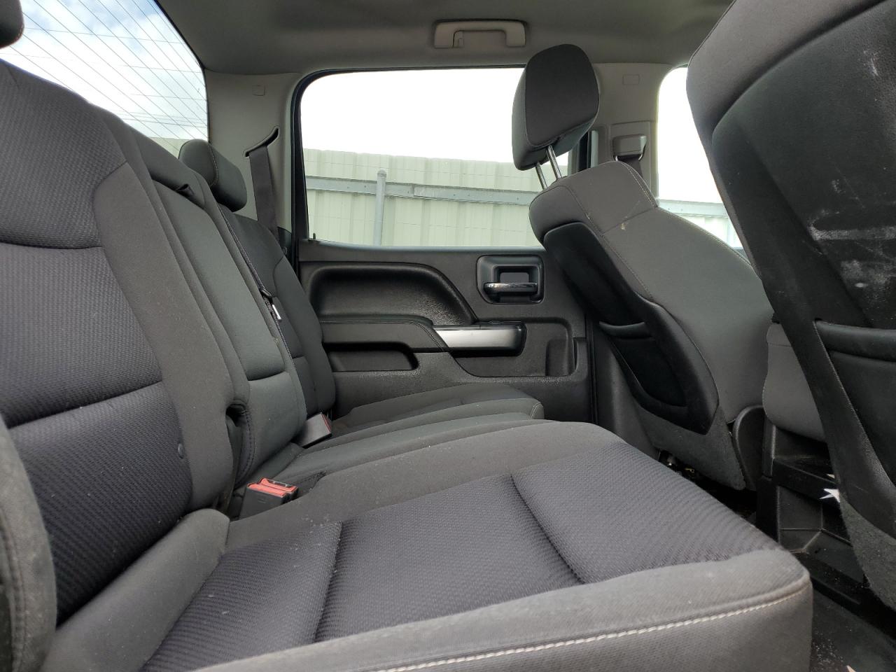 CHEVROLET SILVERADO 2015 — 11