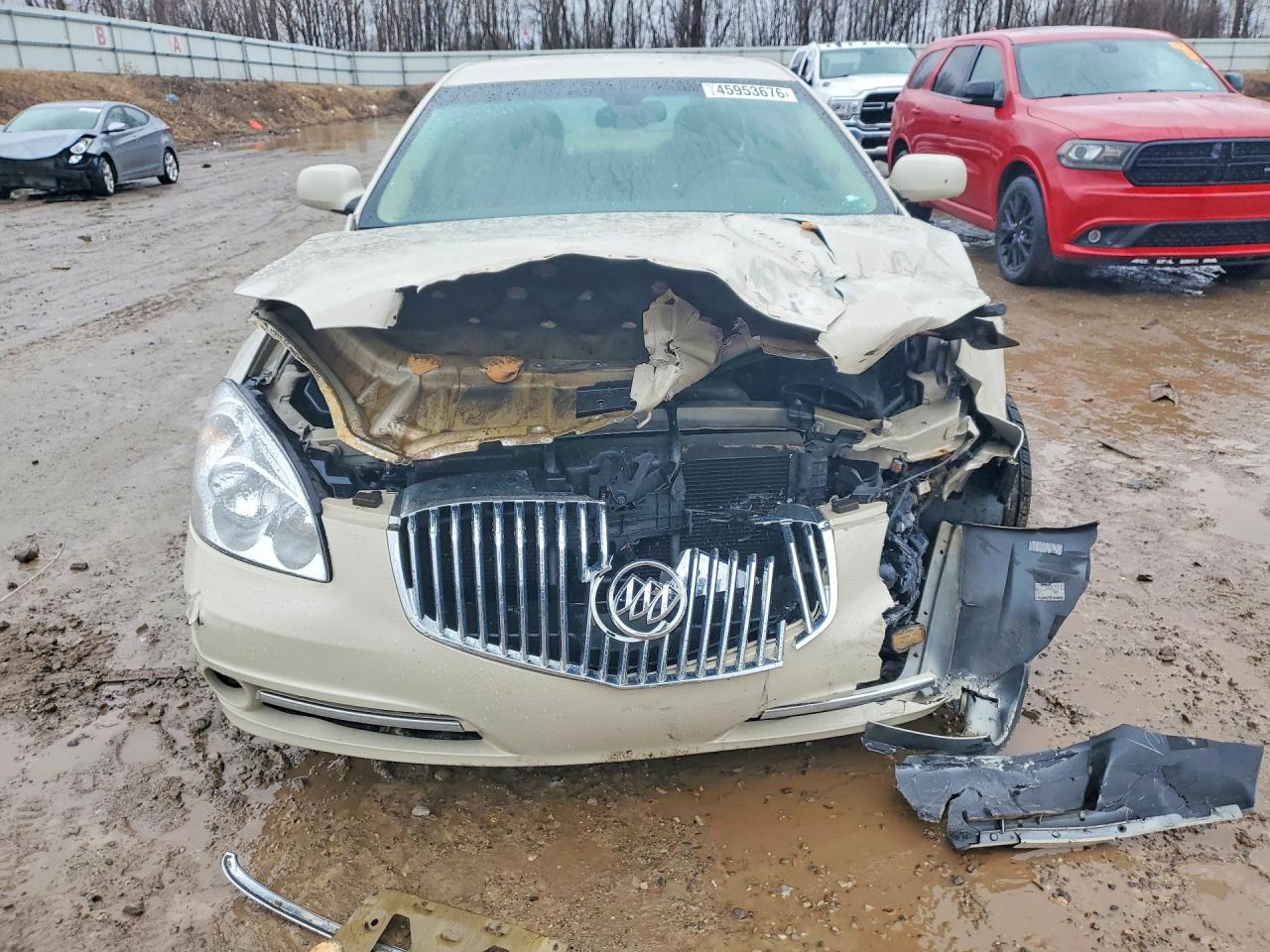 BUICK LUCERNE 2011 — 6