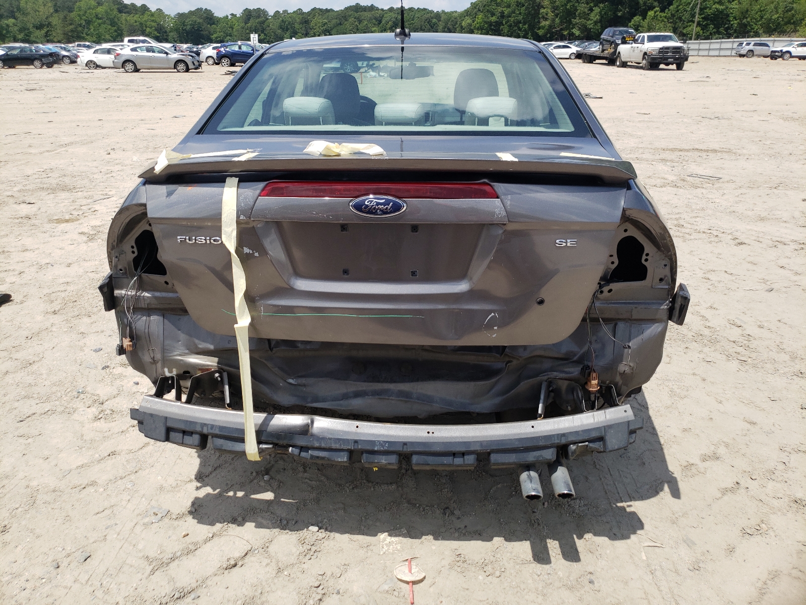 FORD FUSION 2010 — 10