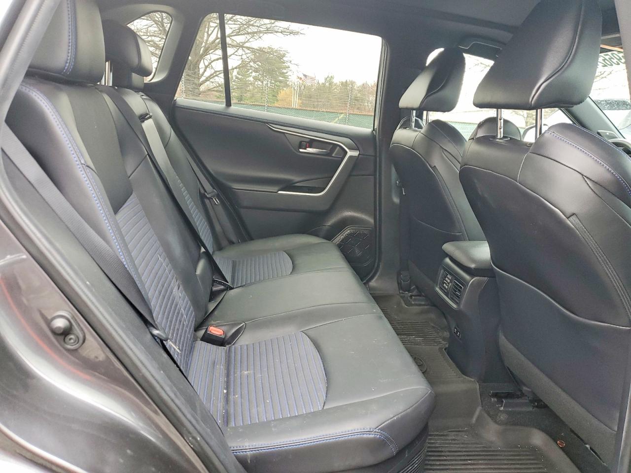 TOYOTA RAV4 HYBRID 2021 — 12