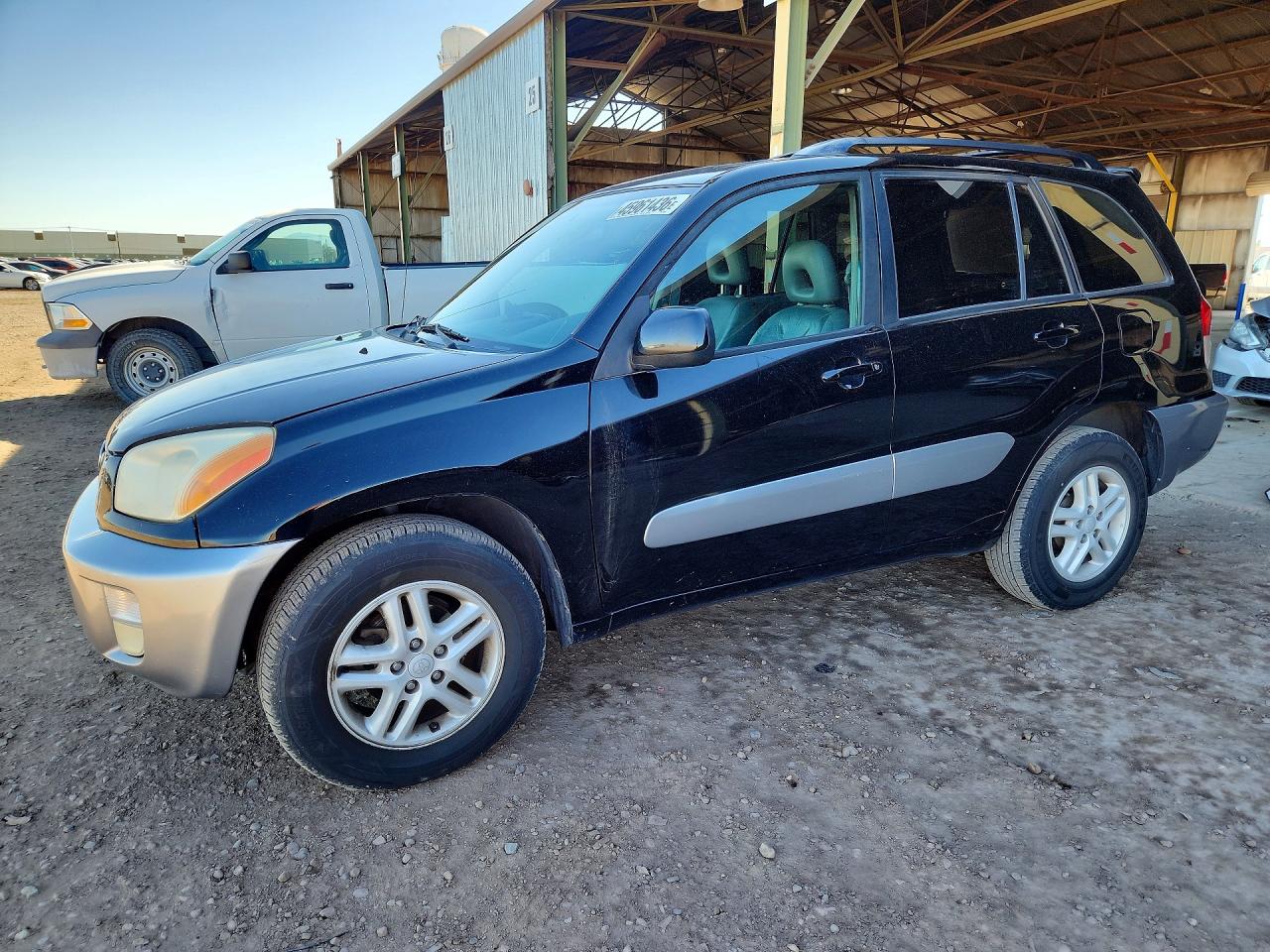 TOYOTA RAV4 2001 — 2