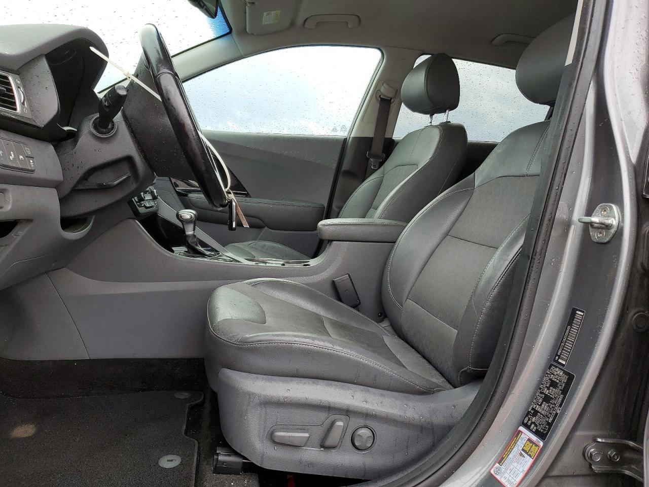 KIA NIRO 2018 — 8