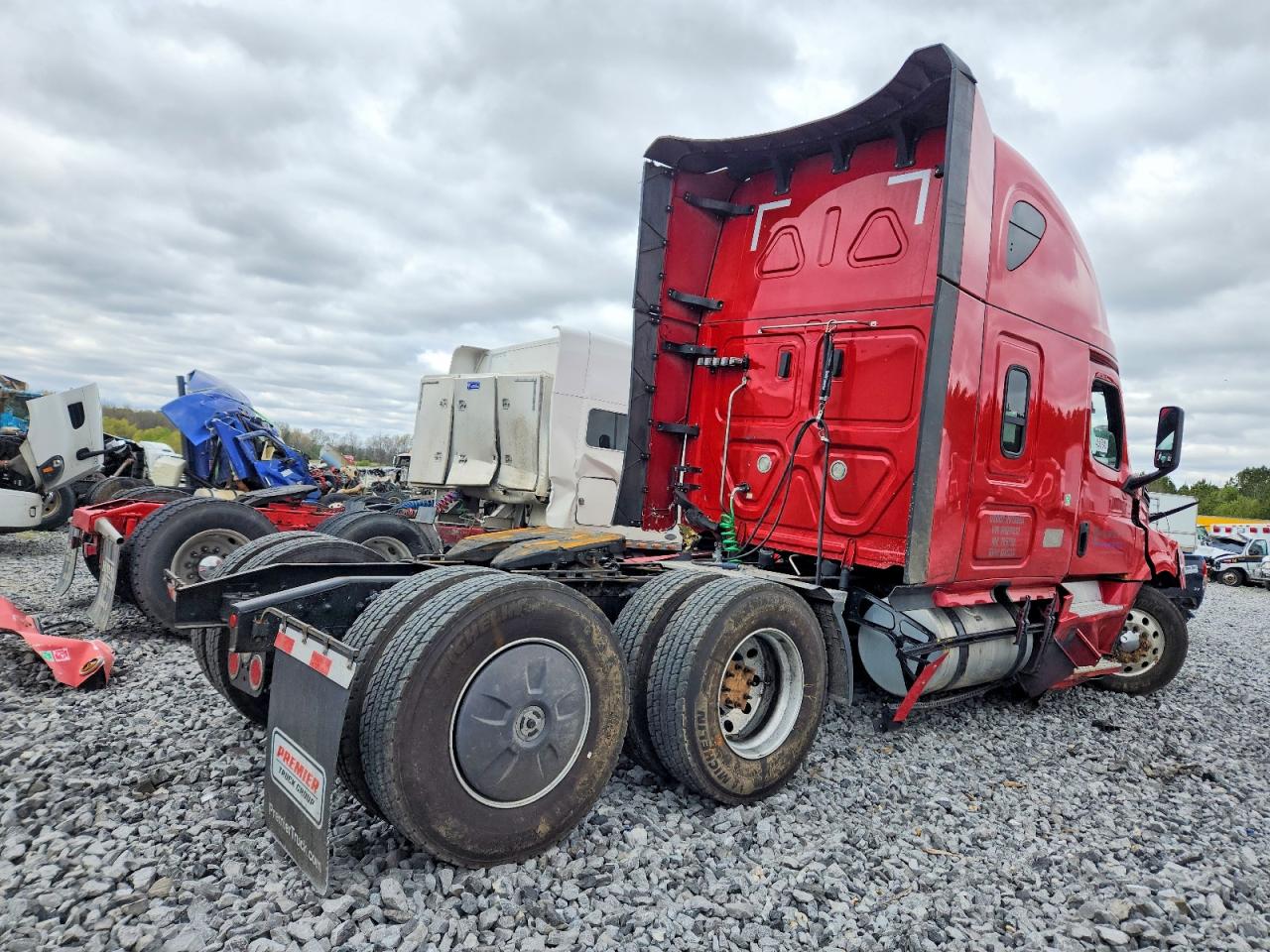 2022 FREIGHTLINER CASCADIA 126