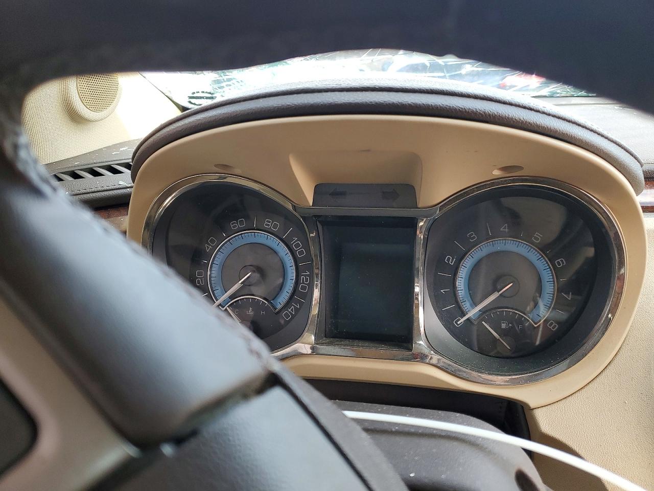 BUICK LACROSSE 2010 — 10