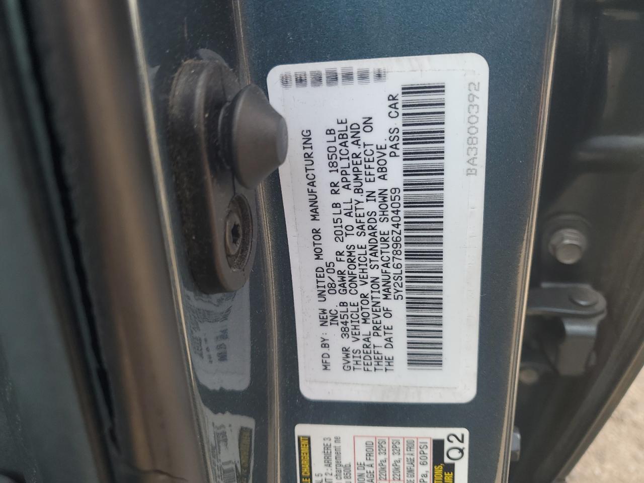 PONTIAC VIBE 2006 — 14