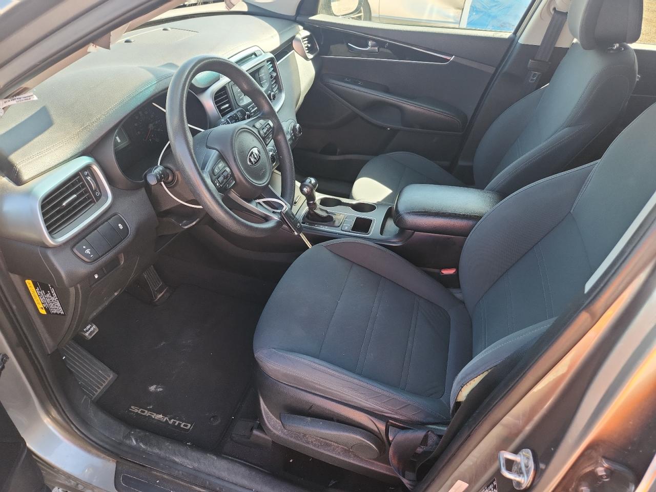 KIA SORENTO 2016 — 8
