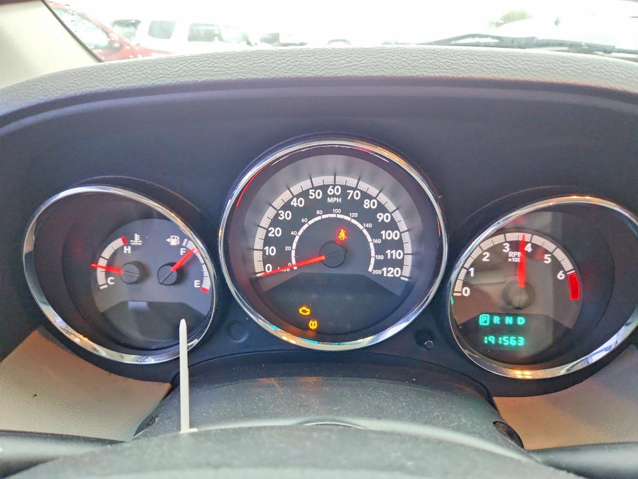 DODGE CALIBER 2010 — 10