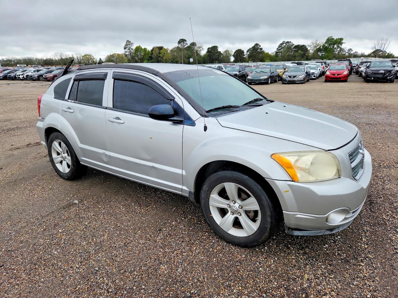 DODGE CALIBER 2010 — 5
