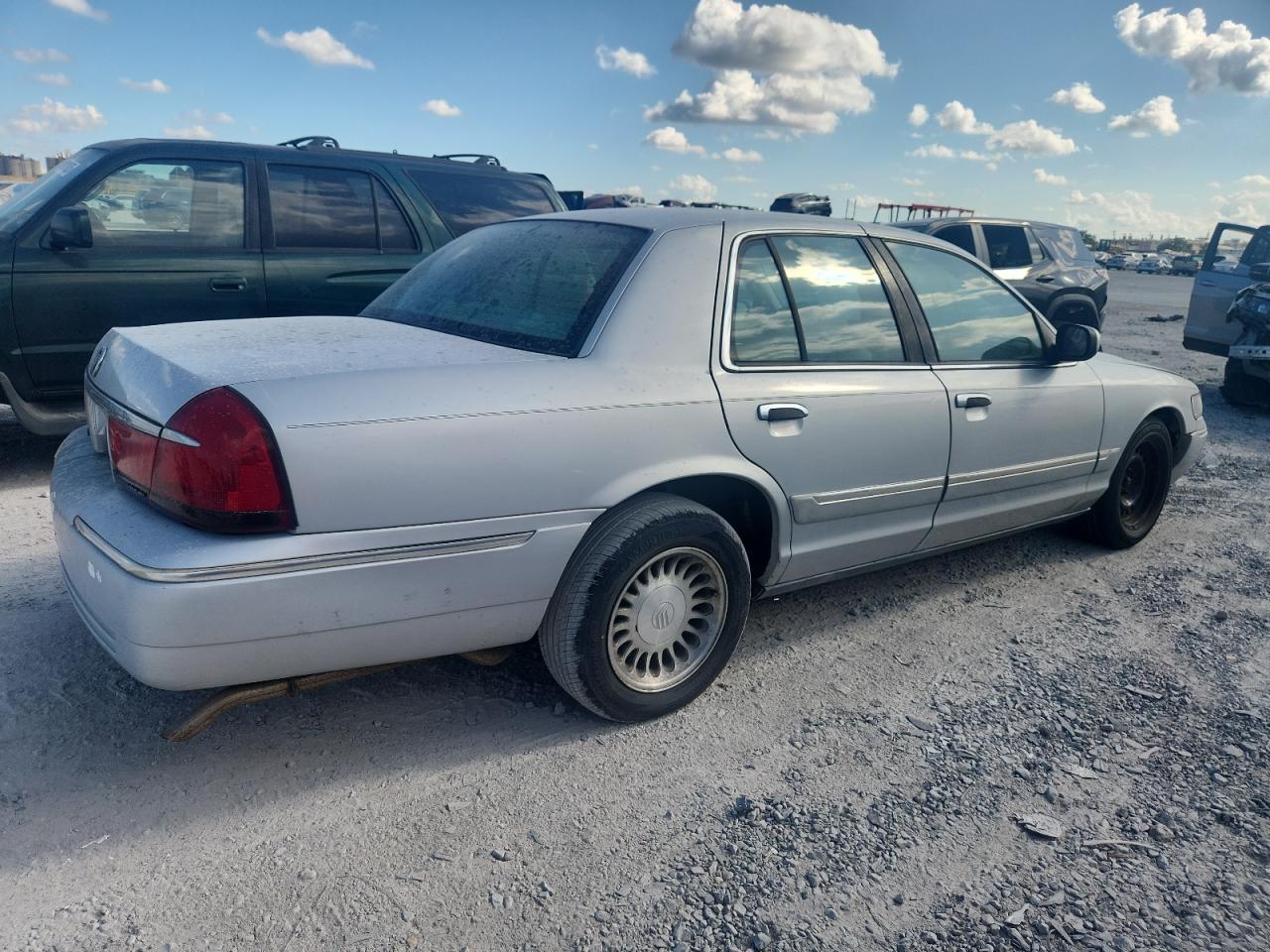 MERCURY GRAND MARQUIS 2001 — 4