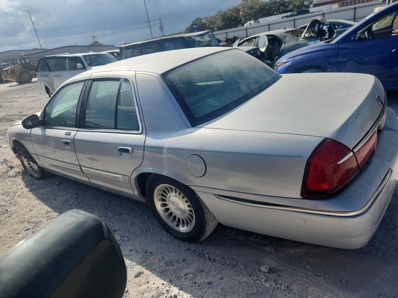 MERCURY GRAND MARQUIS 2001 — 3