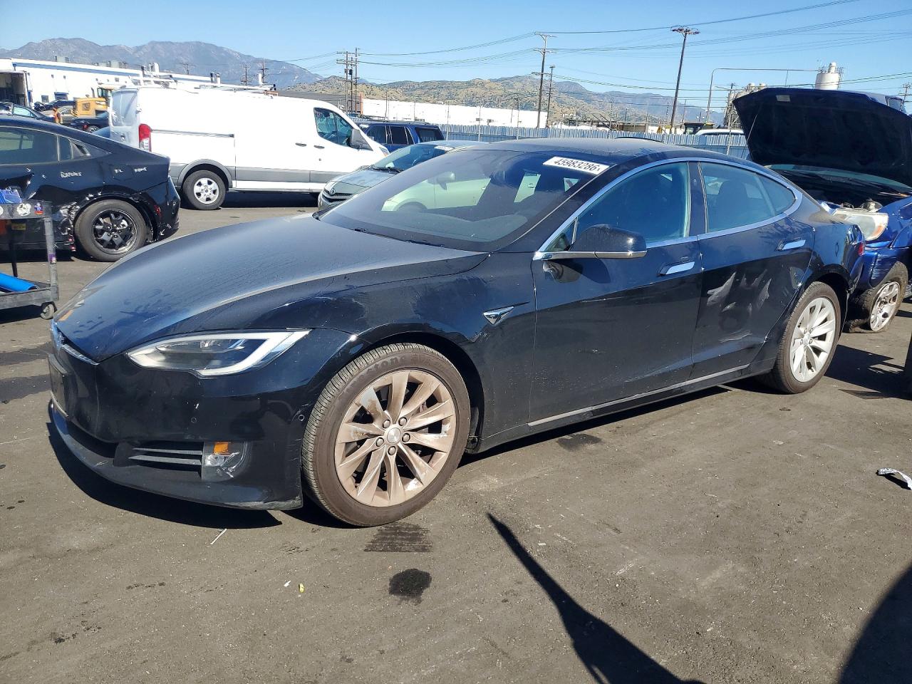 TESLA MODEL S 2018 — 2