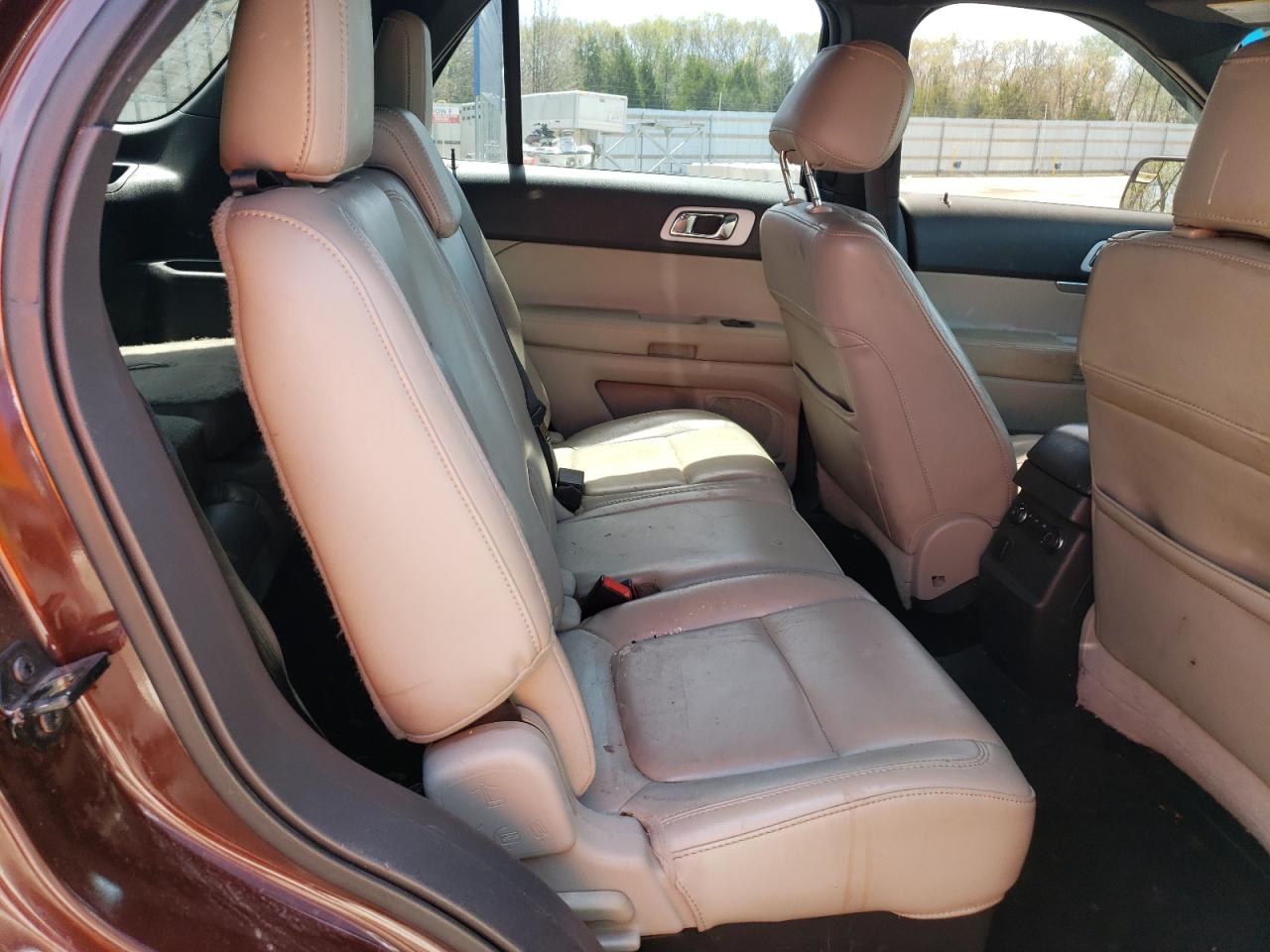 FORD EXPLORER 2012 — 12
