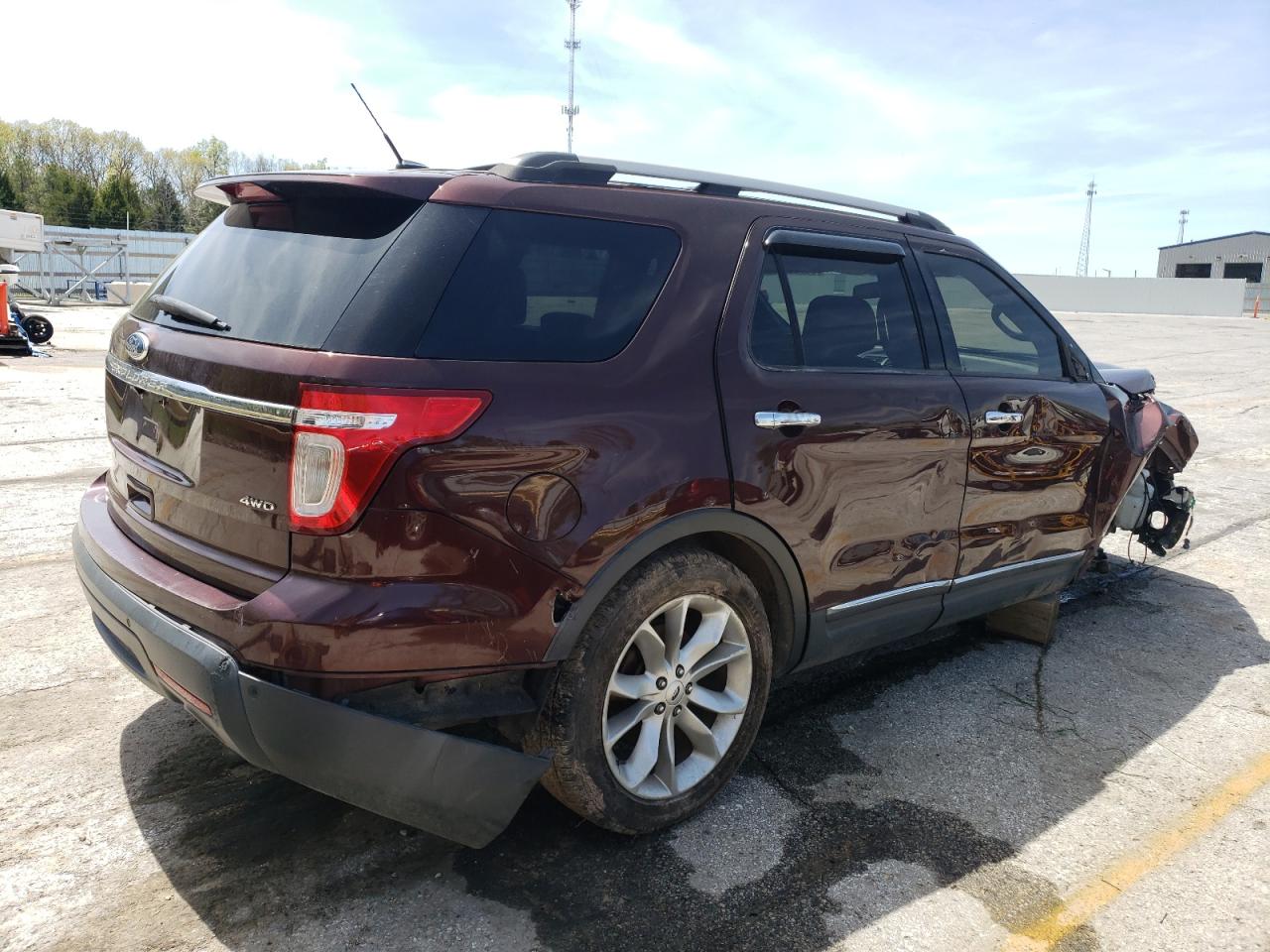 FORD EXPLORER 2012 — 4