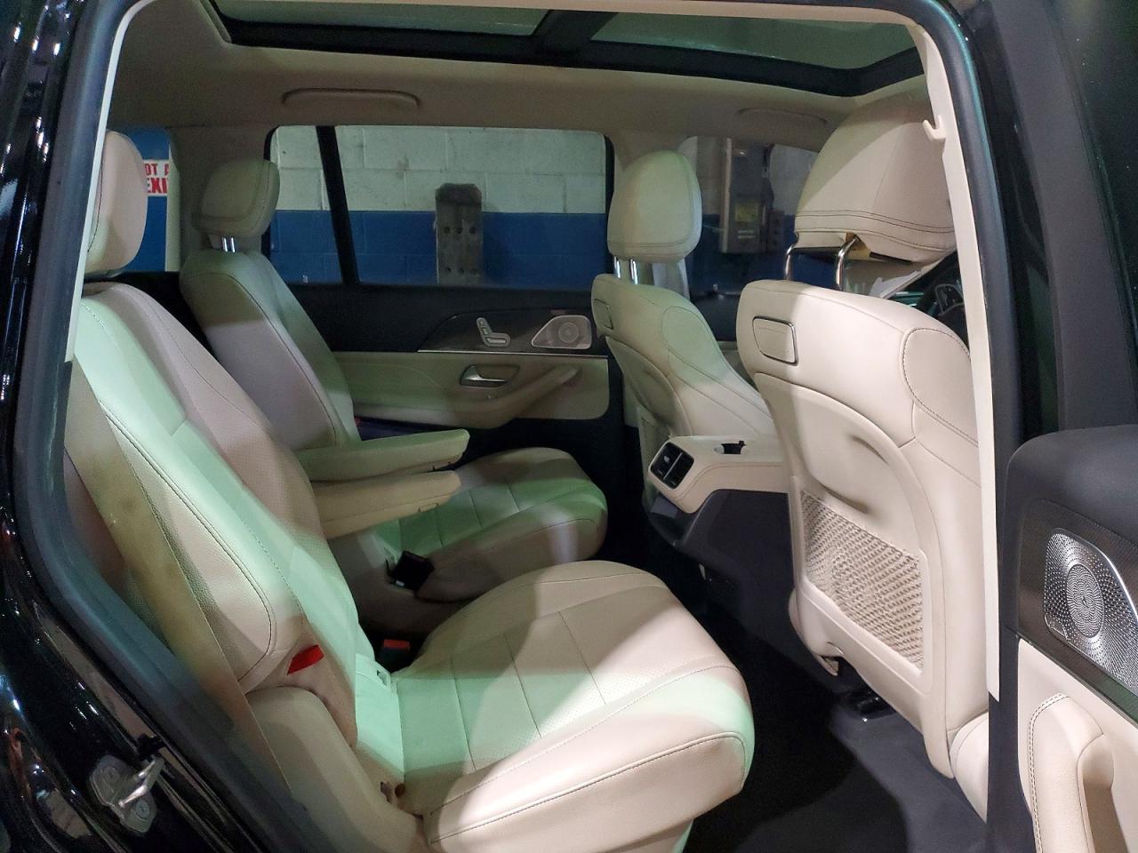 MERCEDES-BENZ GLS 2020 — 12