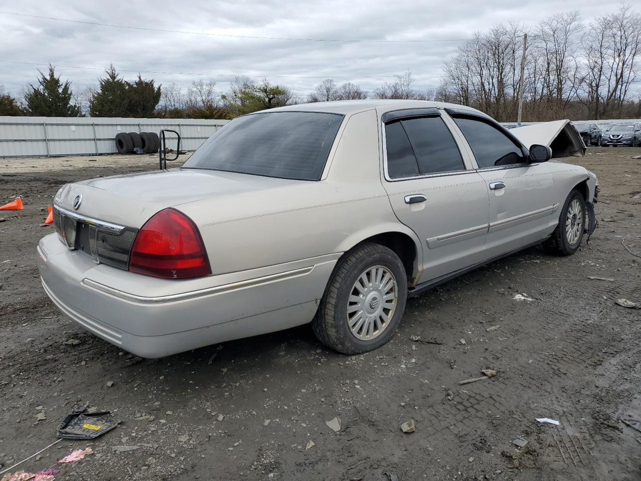 MERCURY GRAND MARQUIS 2007 — 4
