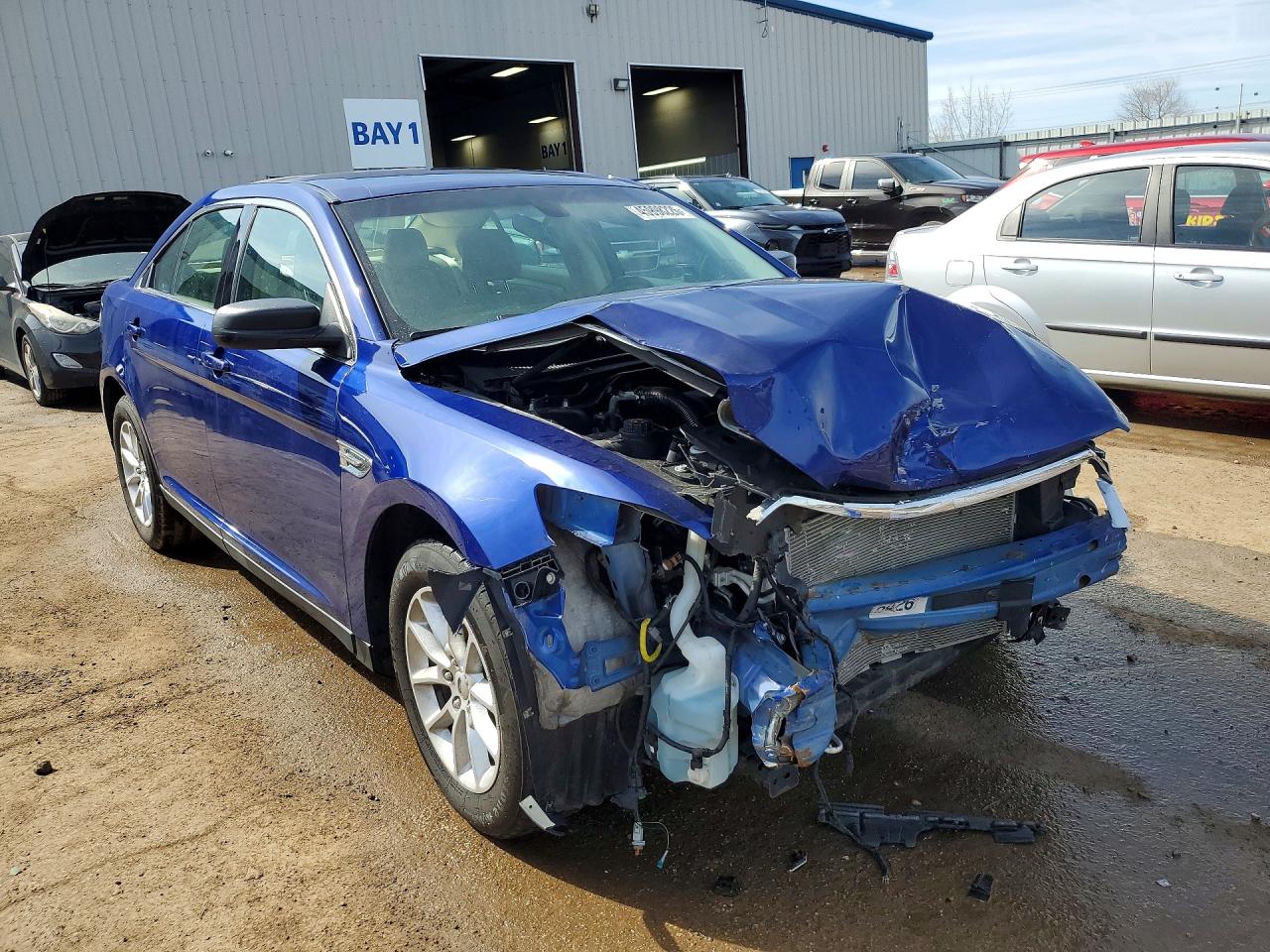 2015 FORD TAURUS SE