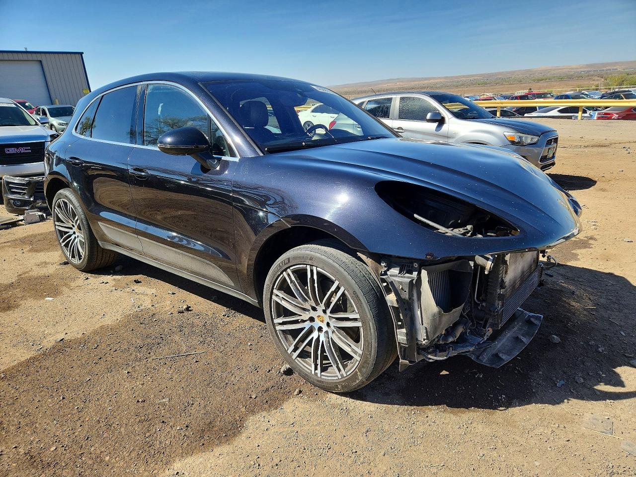 2015 PORSCHE MACAN S