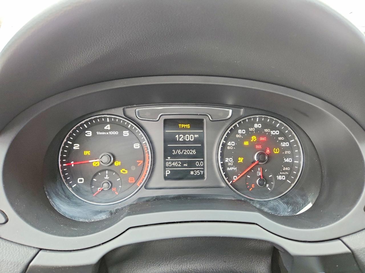 AUDI Q3 2018 — 10
