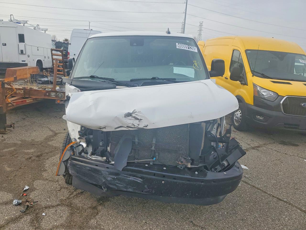 CHEVROLET EXPRESS G2500 2020 — 6