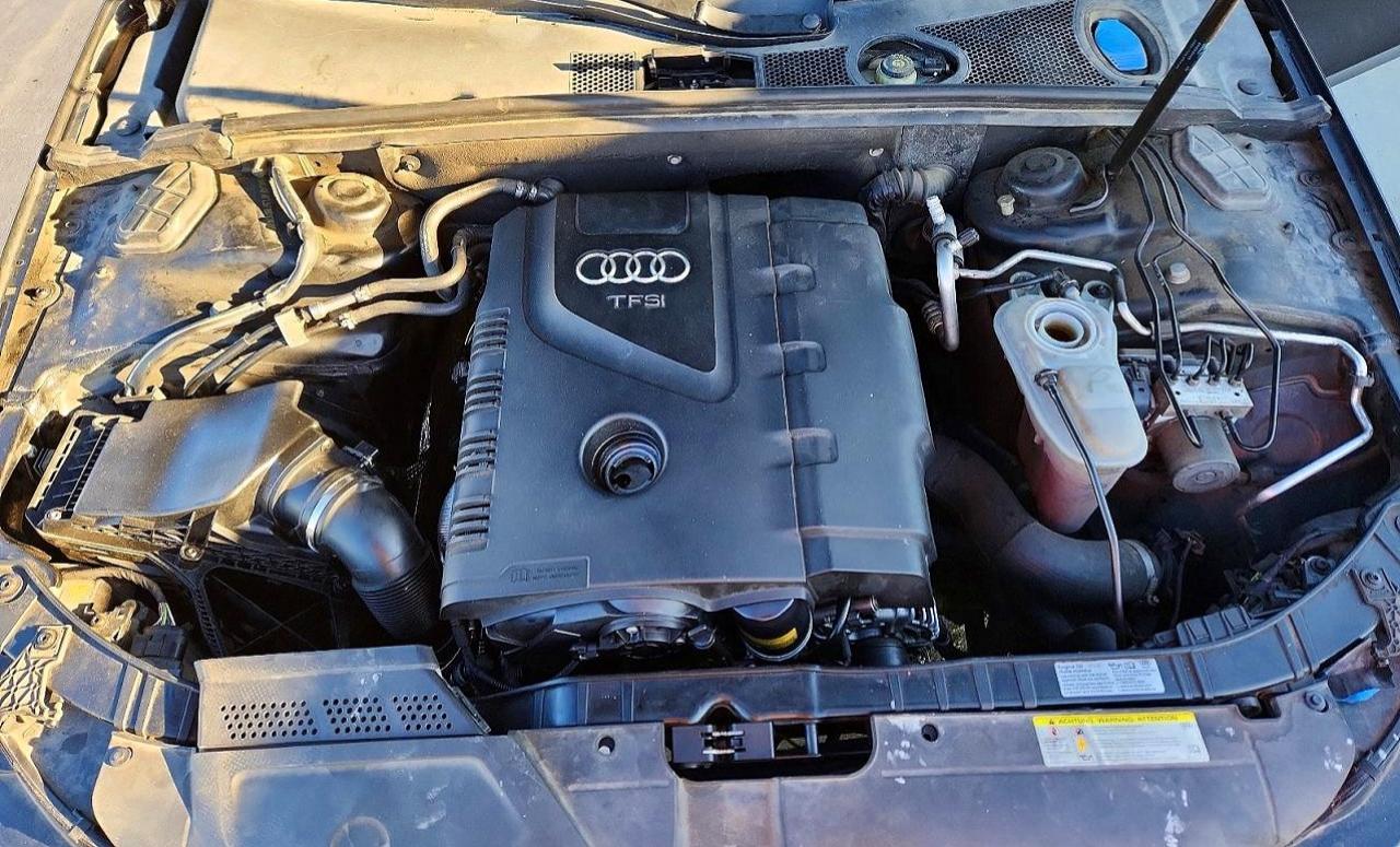 AUDI A4 2015 — 12
