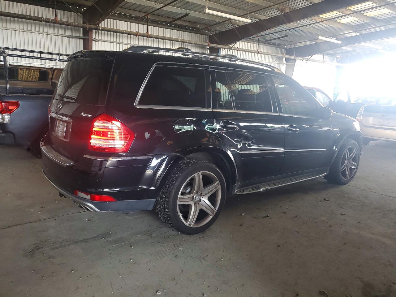 MERCEDES-BENZ GL 2010 — 4