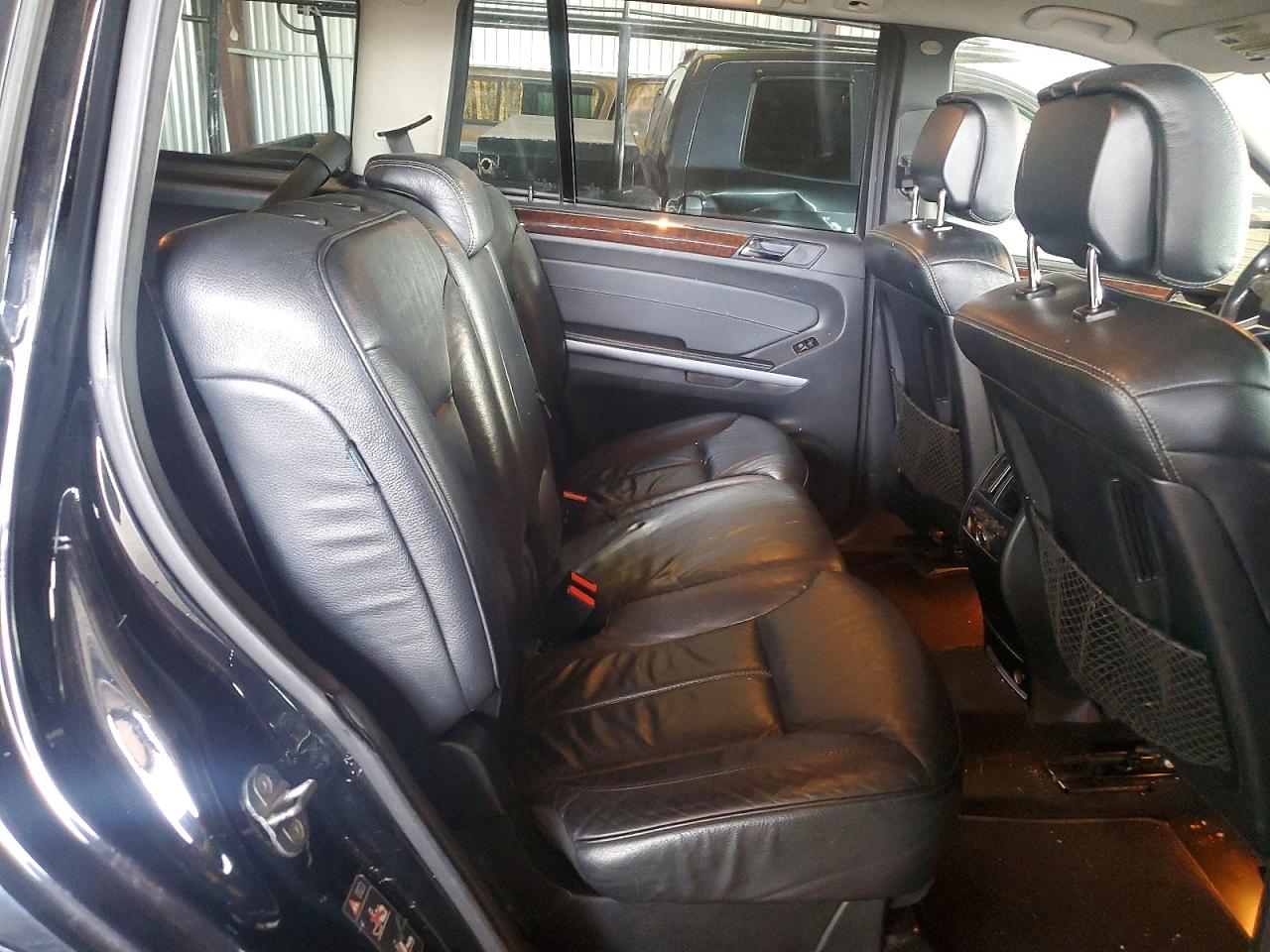 MERCEDES-BENZ GL 2010 — 12