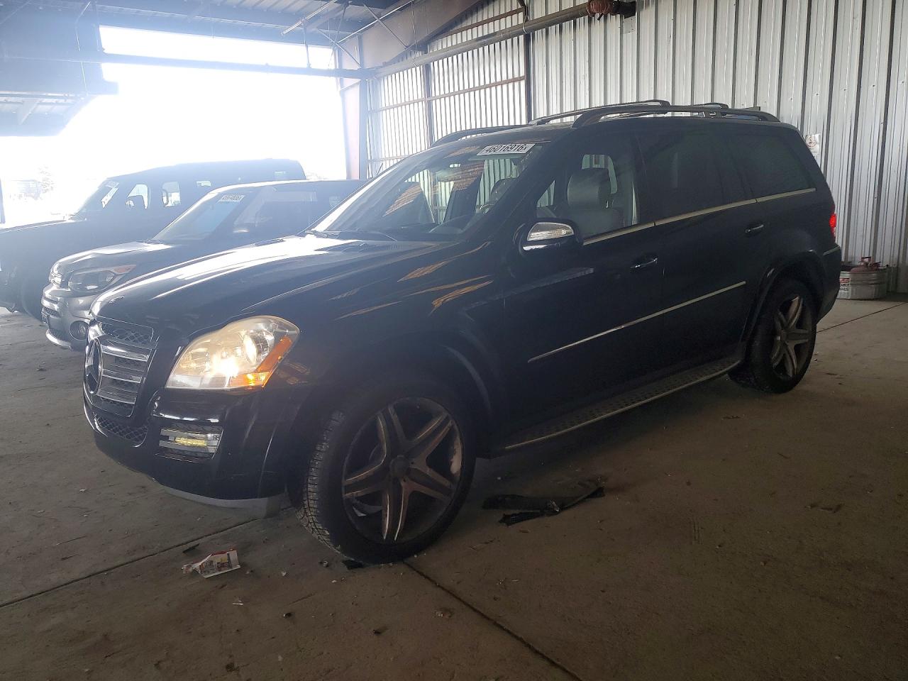MERCEDES-BENZ GL 2010 — 2