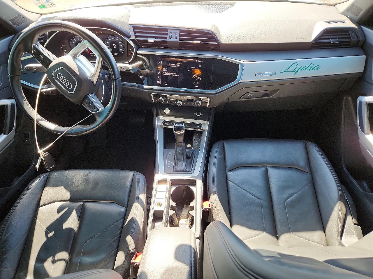 AUDI Q3 2020 — 9