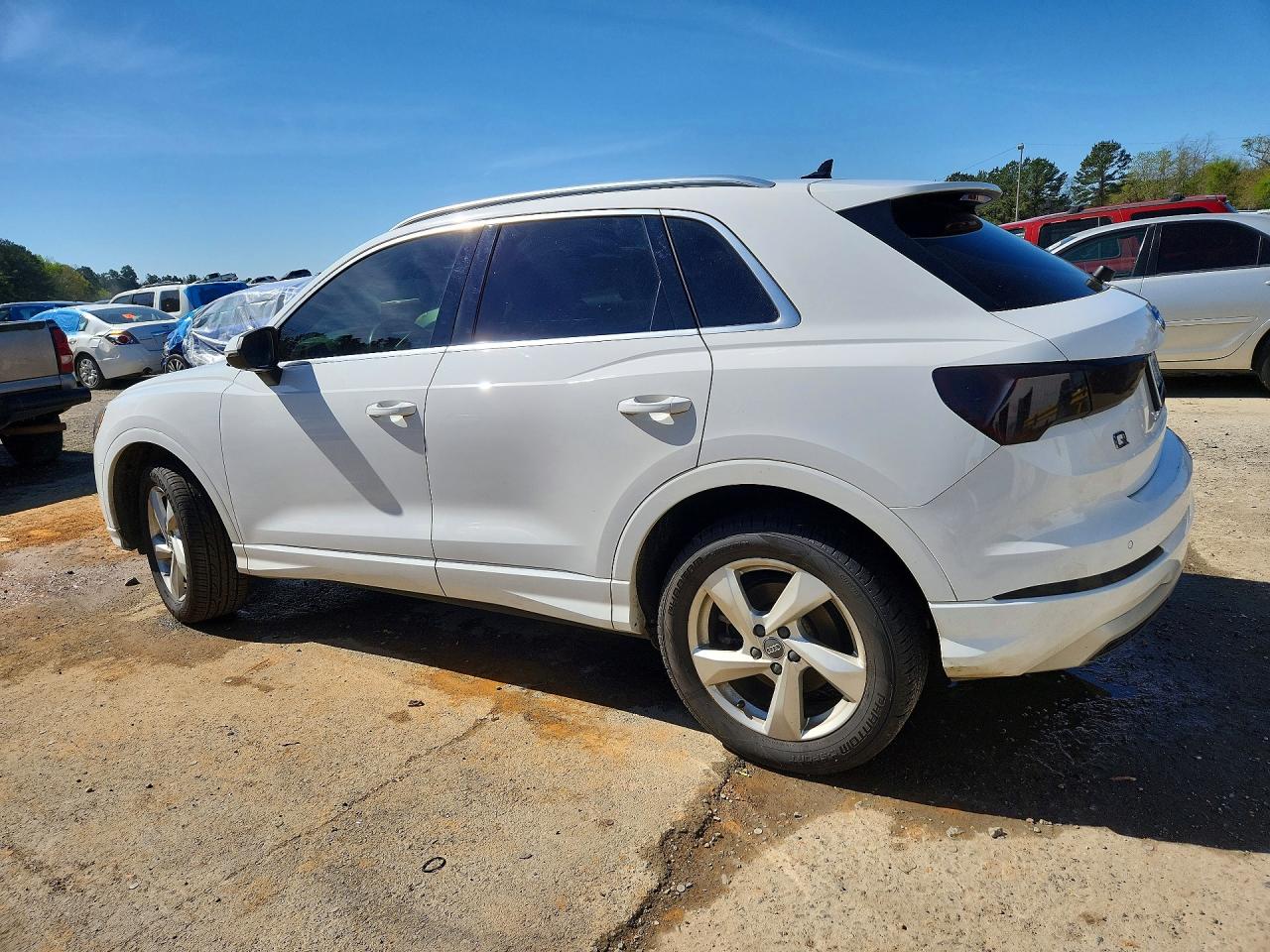 AUDI Q3 2020 — 3