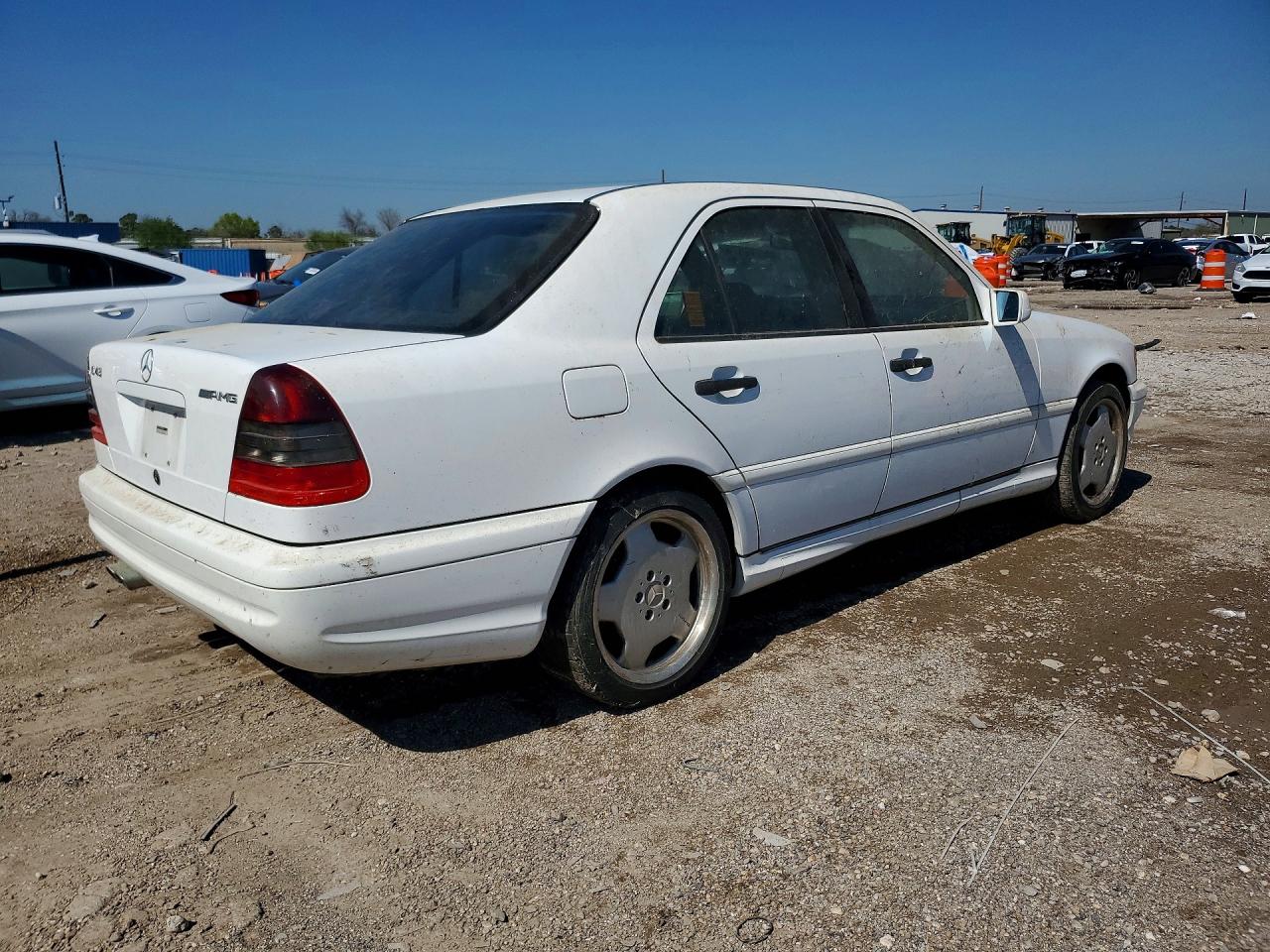 MERCEDES-BENZ C 1999 — 4