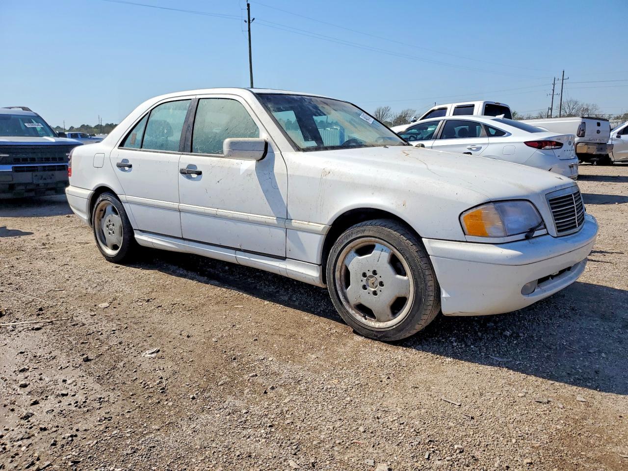 MERCEDES-BENZ C 1999 — 5
