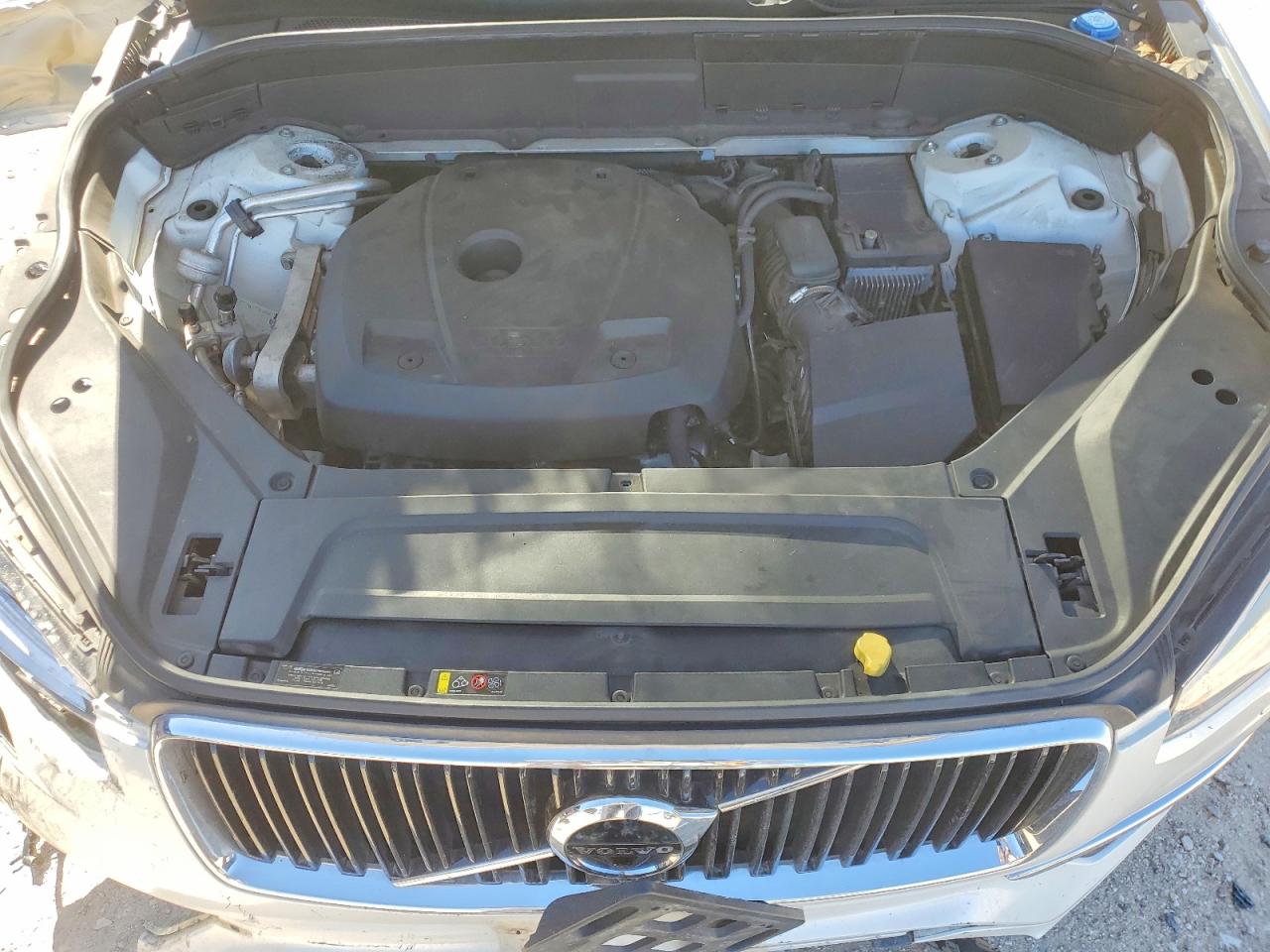VOLVO XC90 2017 — 13