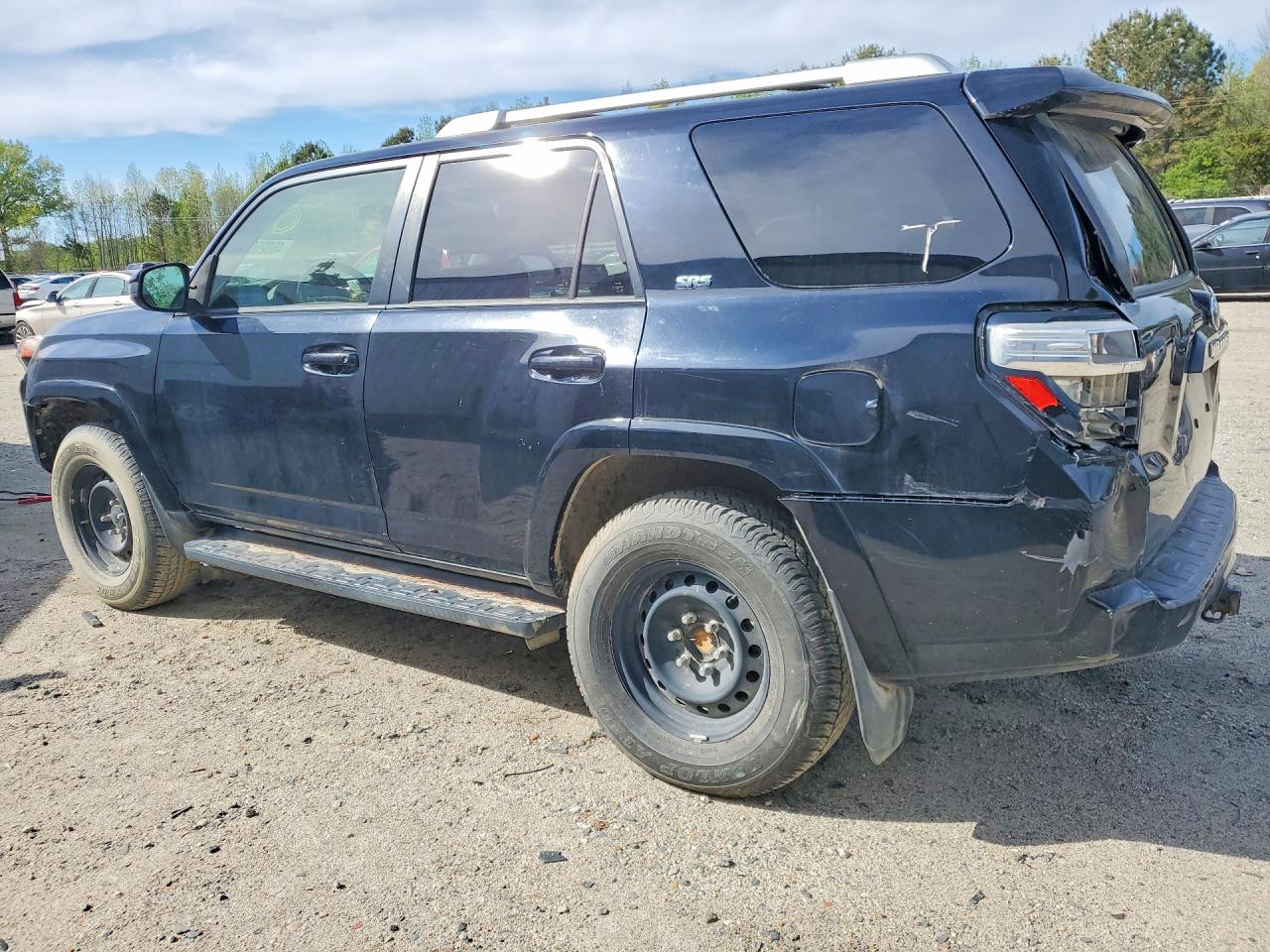 TOYOTA 4RUNNER SR 2017 — 3