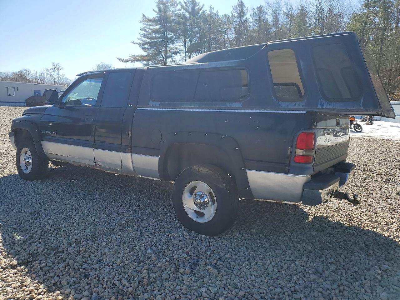 DODGE RAM 1500 2001 — 3