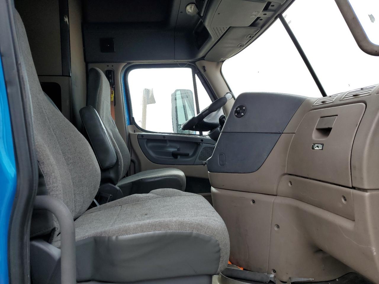 FREIGHTLINER CASCADIA 1 2018 — 6