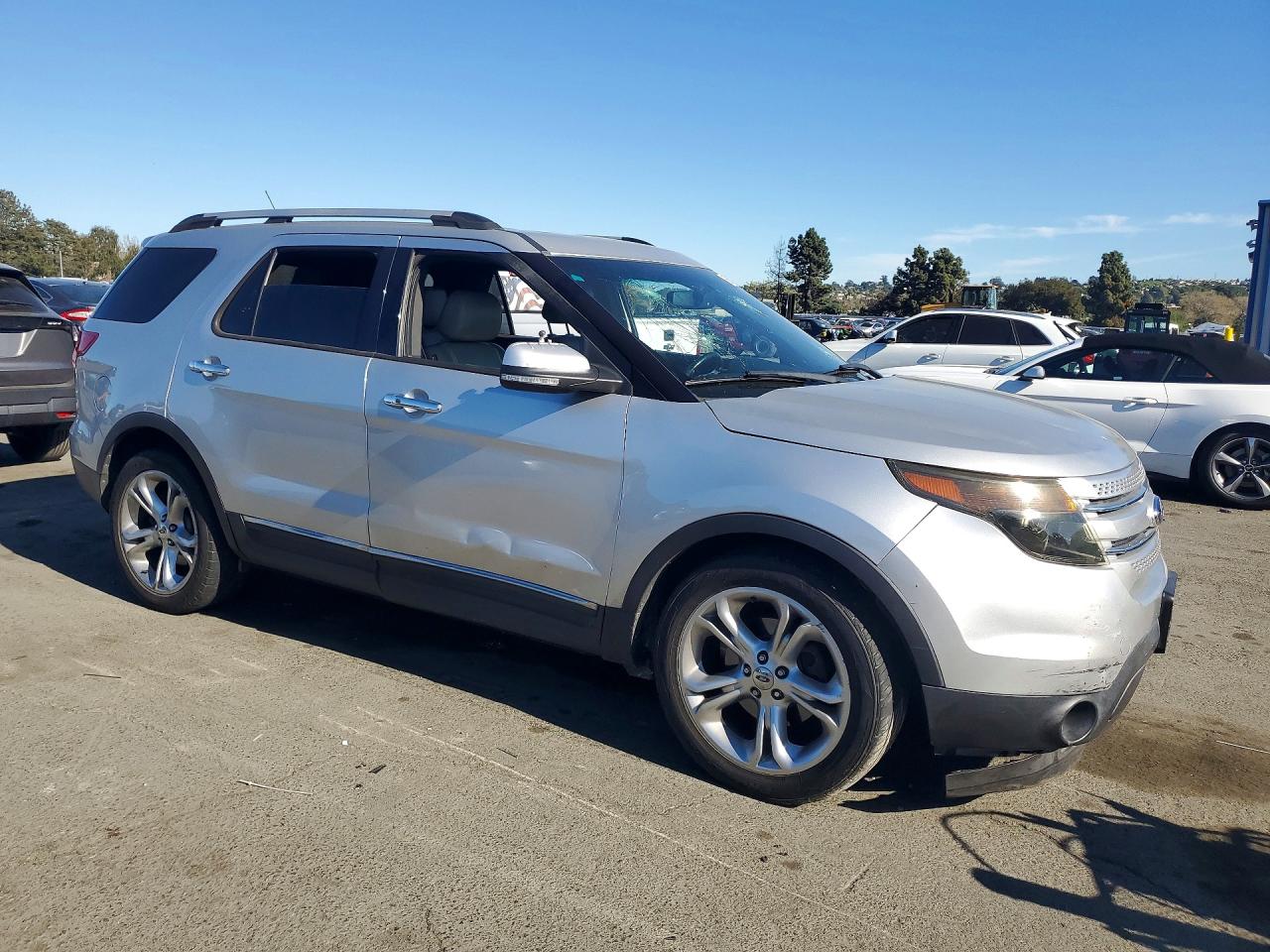 FORD EXPLORER 2011 — 5