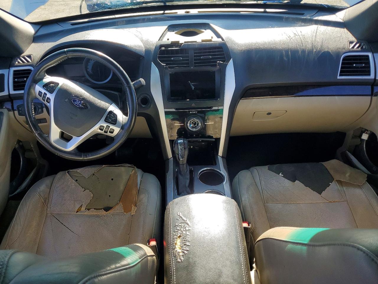 FORD EXPLORER 2011 — 9