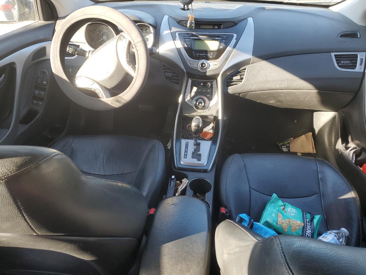 HYUNDAI ELANTRA 2013 — 9