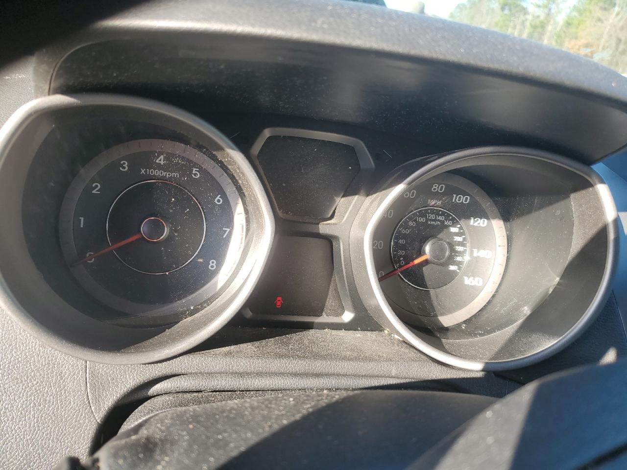HYUNDAI ELANTRA 2013 — 10